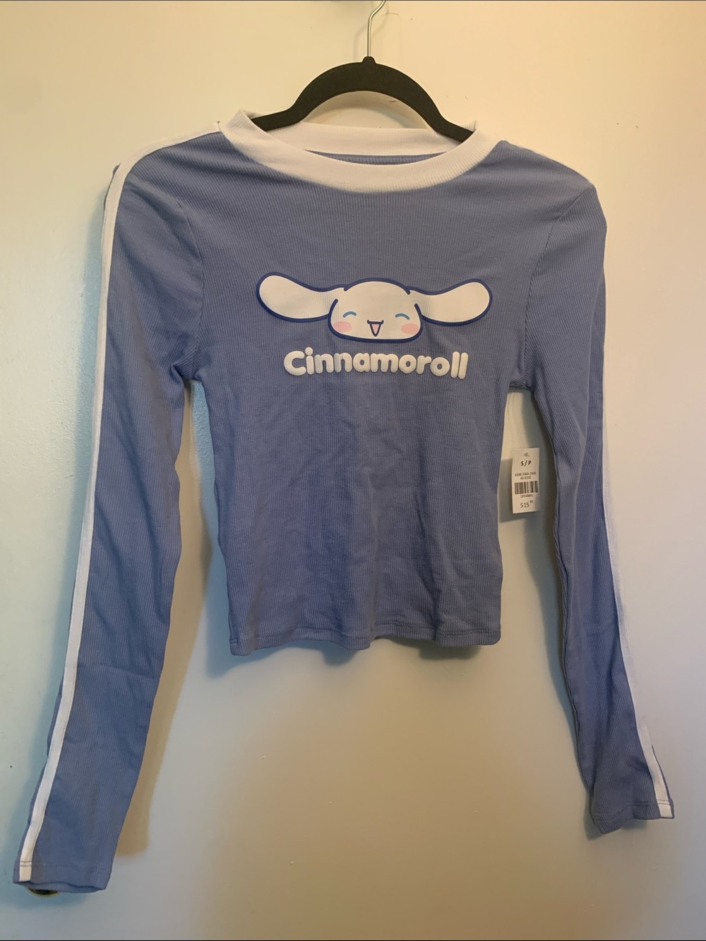 *OFFICIAL* Cinnamoroll Long-Sleeve Top
